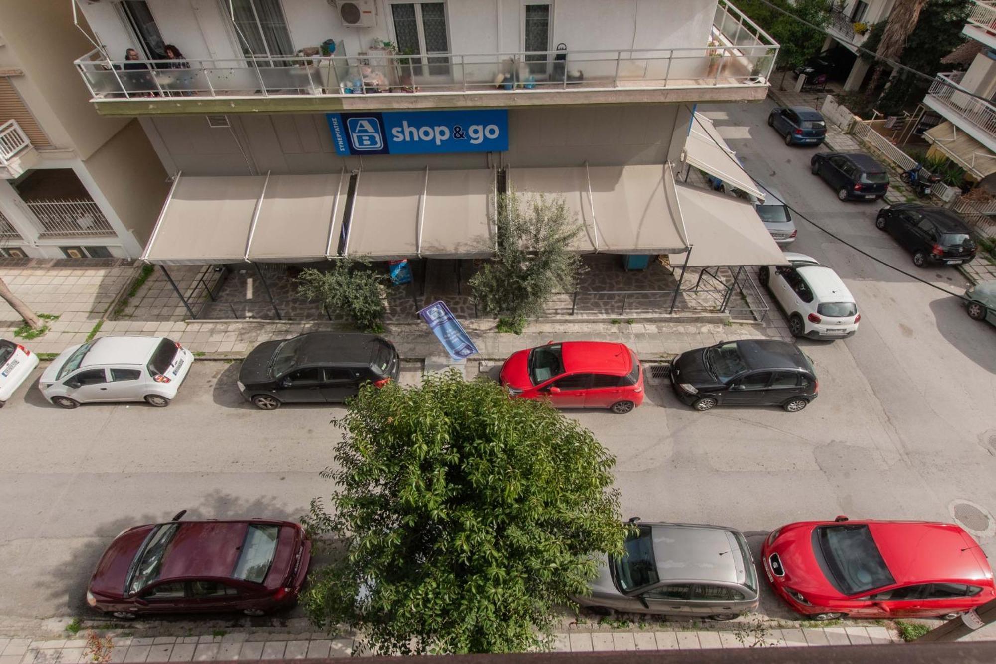My House Apartment Tesalonika Bagian luar foto
